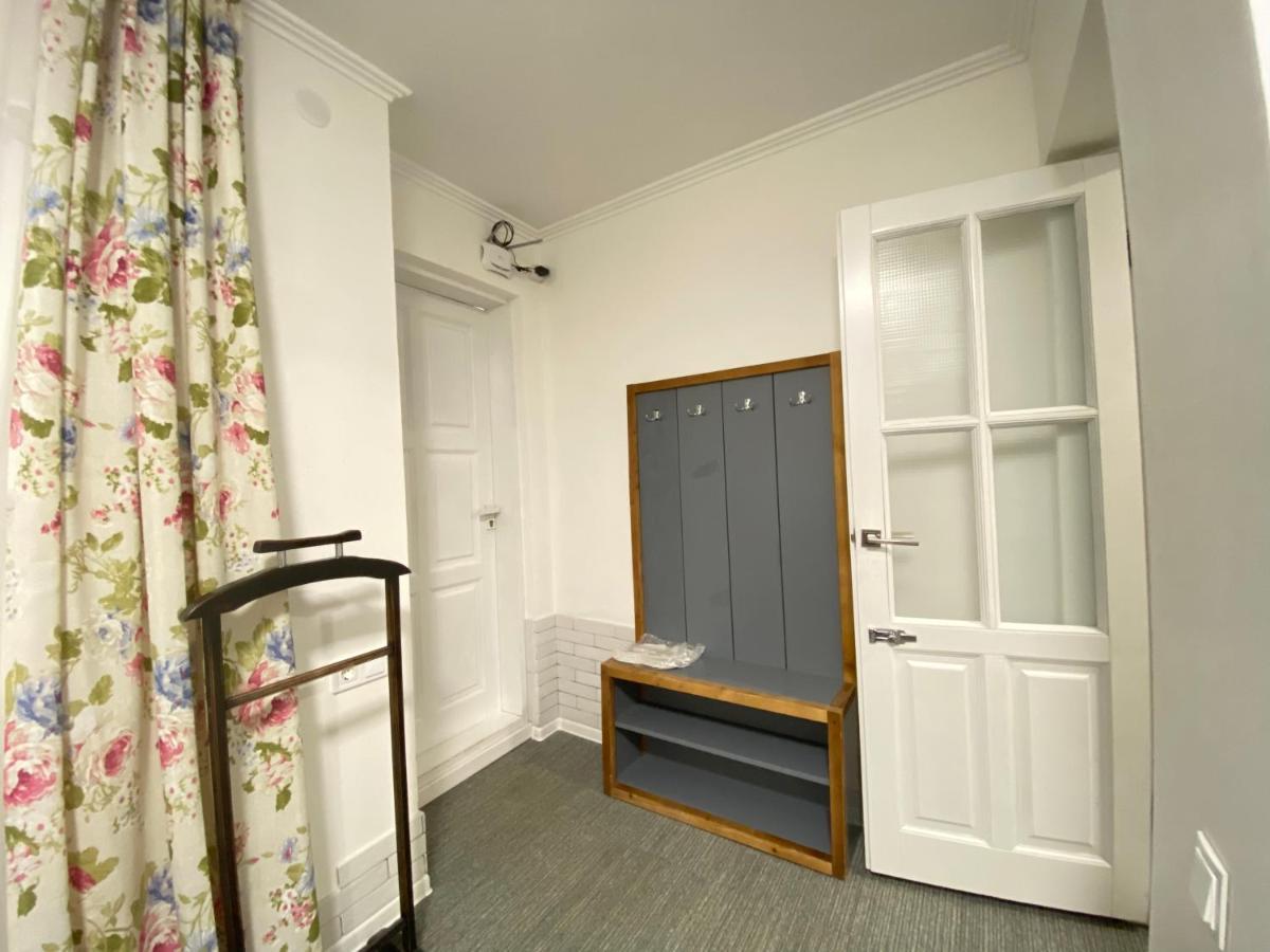 Bed and Breakfast Саквояж Вокзал Lemberg Exterior foto